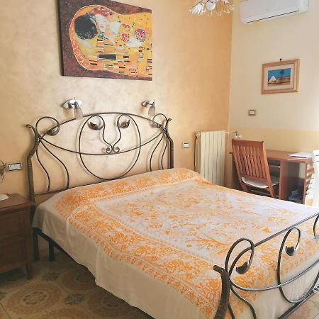 B&B Il Giardinetto 阿尔盖罗 外观 照片